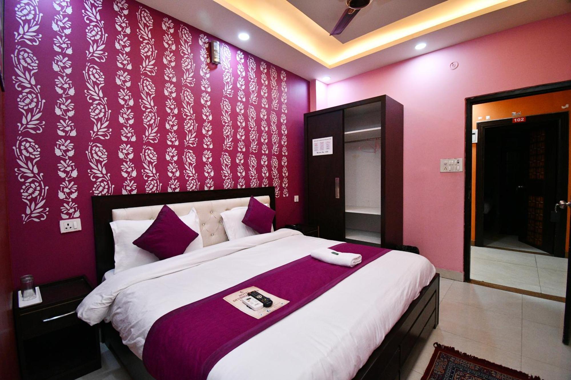 Hotel Dev Bhoomi Inn Rishikesh Ngoại thất bức ảnh